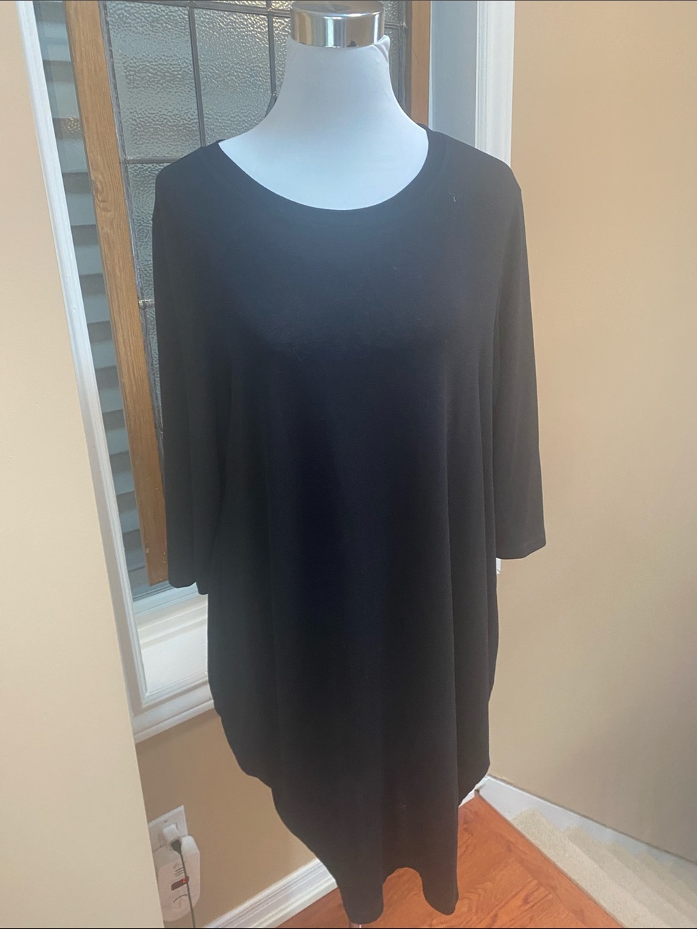 Black Scoop Neck  Top /Dress - Relaxed Women's Fit